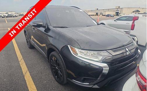 2020 Mitsubishi Outlander SE