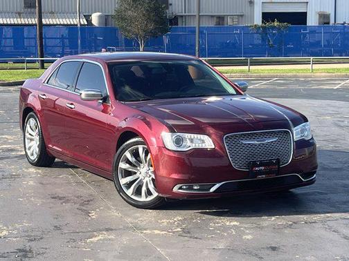Velvet Red Pearlcoat 2020 Chrysler 300 Limited