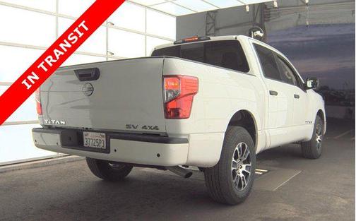 2023 Nissan Titan SV
