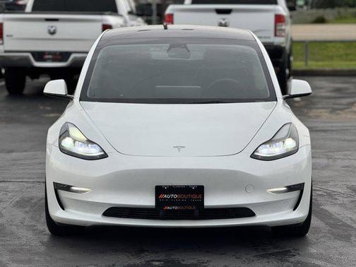 2023 Tesla Model 3 Performance