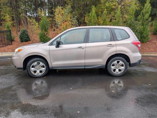 2014 Subaru Forester 2.5i