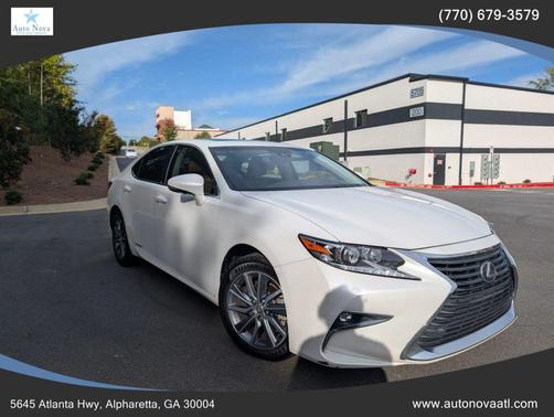 2017 Lexus ES 300h Base