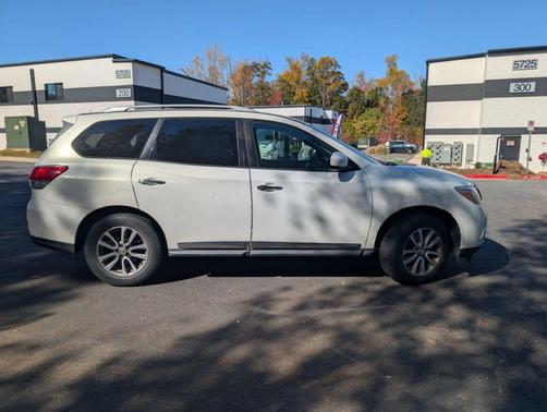 2013 Nissan Pathfinder SL