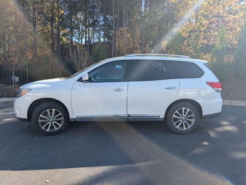 2013 Nissan Pathfinder SL