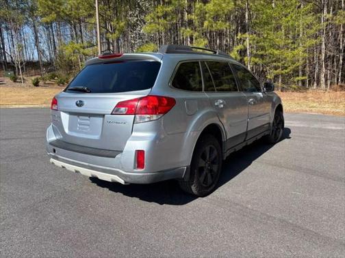 2012 Subaru Outback 2.5i Premium