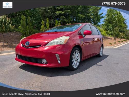 2014 Toyota Prius v Five
