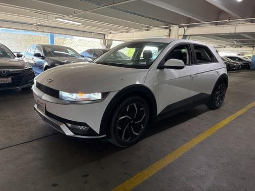 White 2024 Hyundai IONIQ 5 SEL