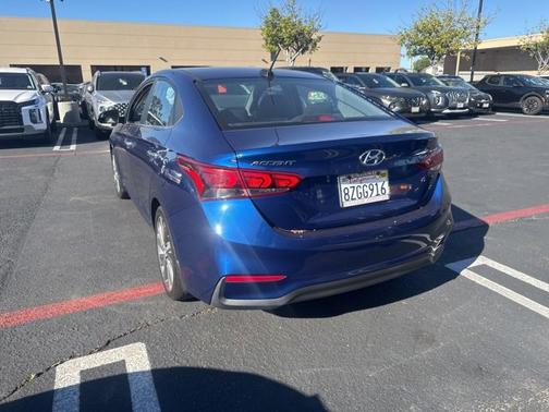 2022 Hyundai Accent Limited