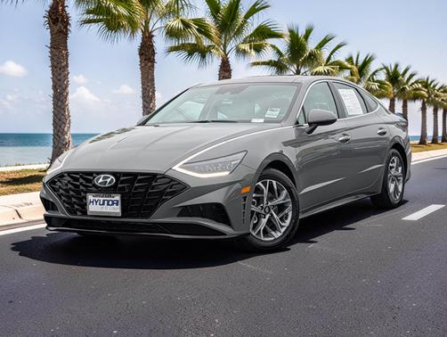 Gray 2023 Hyundai SONATA SEL