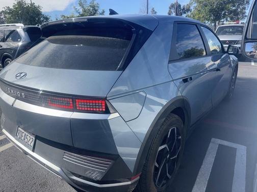 2022 Hyundai IONIQ 5 SEL