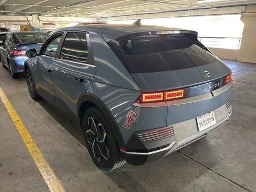 2024 Hyundai IONIQ 5 SEL