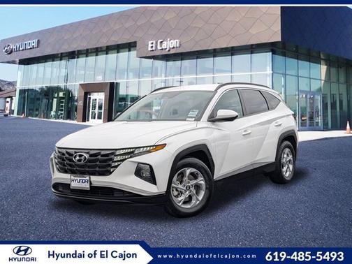 White 2024 Hyundai TUCSON SEL