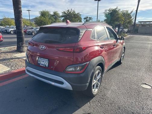 2022 Hyundai KONA SEL