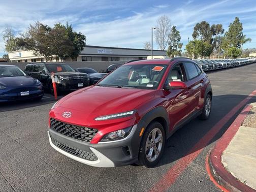 2022 Hyundai KONA SEL