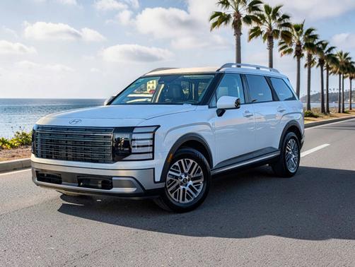 White 2026 Hyundai PALISADE SEL 8P