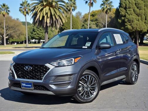 2021 Hyundai TUCSON SEL