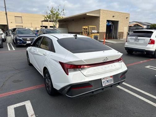 White 2024 Hyundai ELANTRA SEL