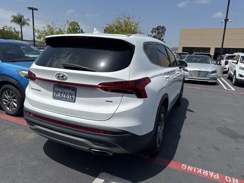 White 2023 Hyundai SANTA FE SE