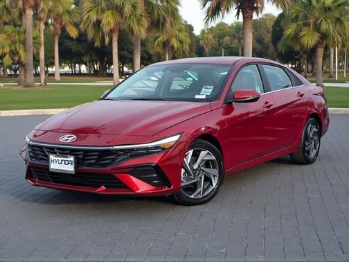 2025 Hyundai ELANTRA Limited
