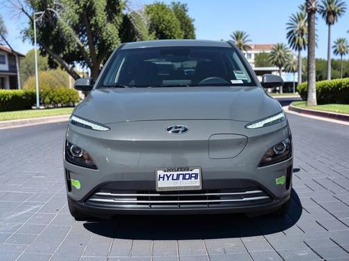 2023 Hyundai KONA EV SE