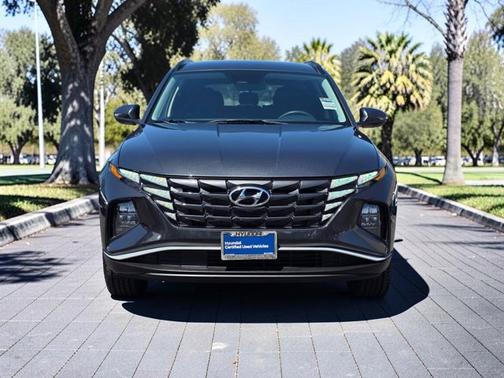 Gray 2024 Hyundai TUCSON SEL