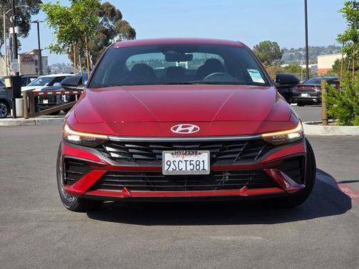 2025 Hyundai ELANTRA HEV SEL Sport