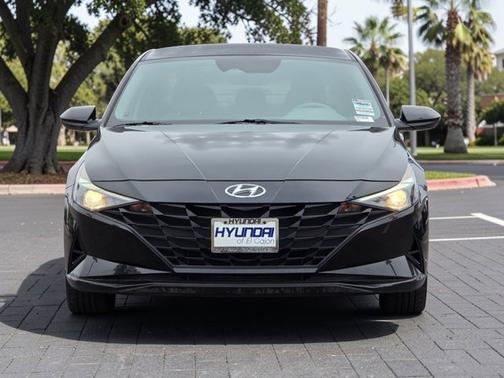2023 Hyundai ELANTRA HEV Blue