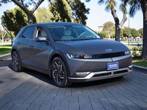 Gray 2023 Hyundai IONIQ 5 SEL