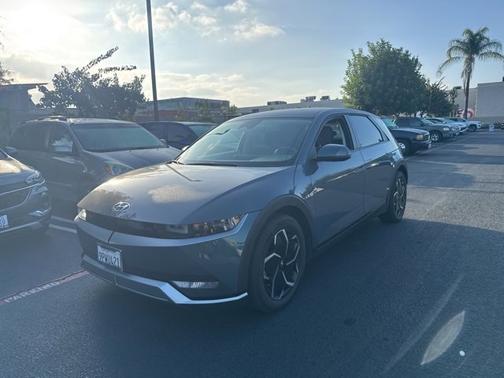 2024 Hyundai IONIQ 5 SEL