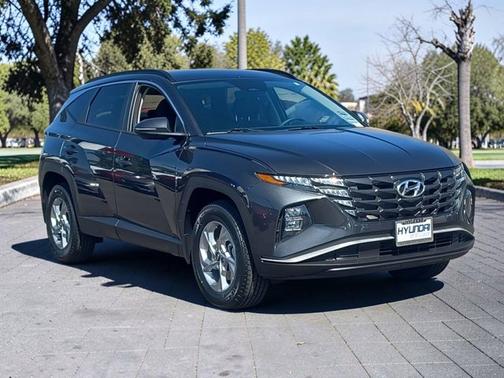 Gray 2023 Hyundai TUCSON SEL