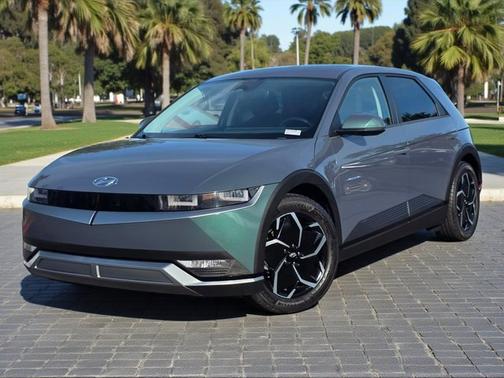 2024 Hyundai IONIQ 5 SE