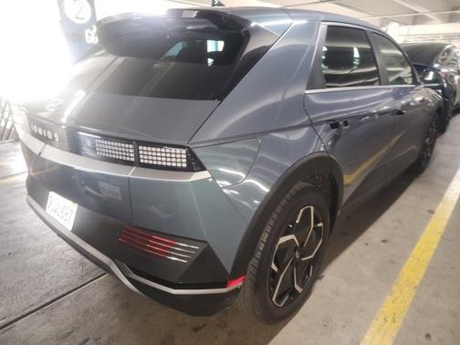 2024 Hyundai IONIQ 5 SE