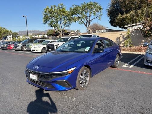 2025 Hyundai ELANTRA SEL Sport