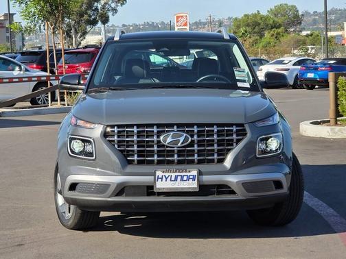 2025 Hyundai VENUE Limited