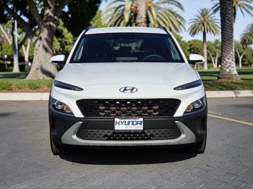 White 2023 Hyundai KONA SEL