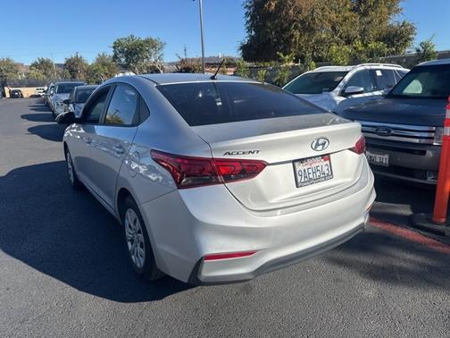 2022 Hyundai Accent SE