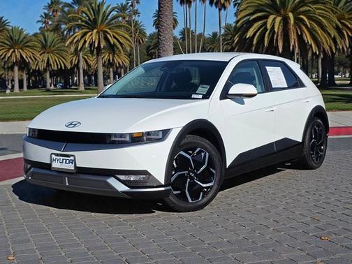 2024 Hyundai IONIQ 5 SEL