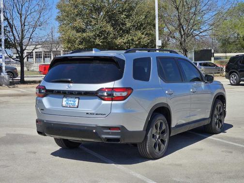 2026 Honda Pilot Black Edition