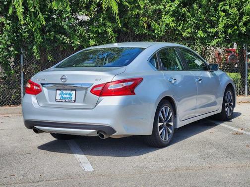Brilliant Silver 2017 Nissan Altima 2.5 SV