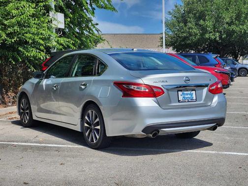 Brilliant Silver 2017 Nissan Altima 2.5 SV