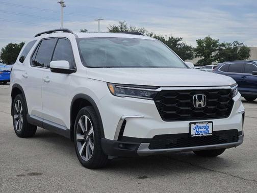 2023 Honda Pilot Touring