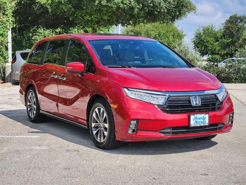 Radiant Red Metallic II 2021 Honda Odyssey EX-L