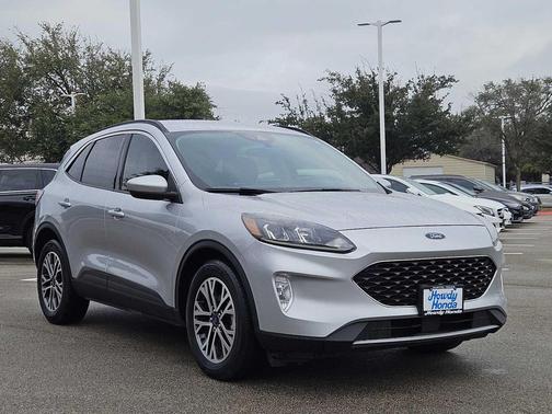 2020 Ford Escape SEL
