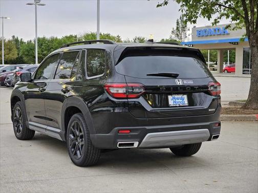 2025 Honda Pilot TOURING+