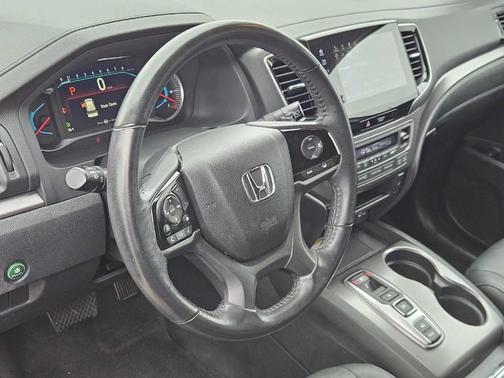 Crystal Black Pearl 2021 Honda Pilot Special Edition