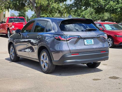 2026 Honda HR-V LX
