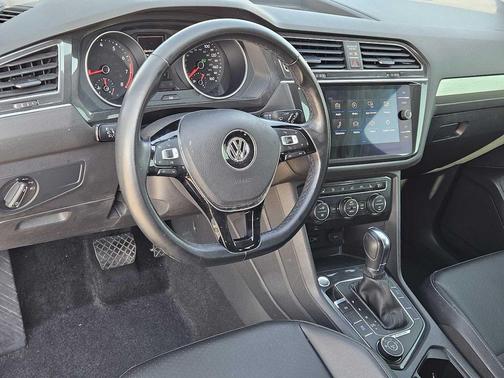 2018 Volkswagen Tiguan 2.0T SE