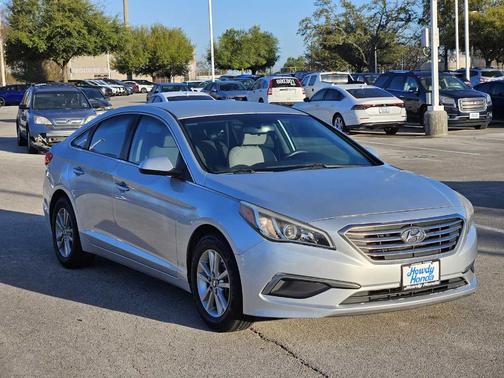 2016 Hyundai SONATA SE