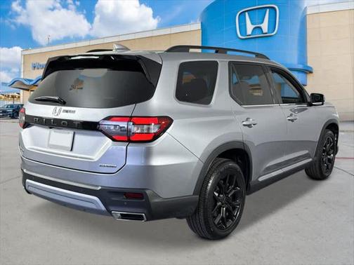 2025 Honda Pilot TOURING+