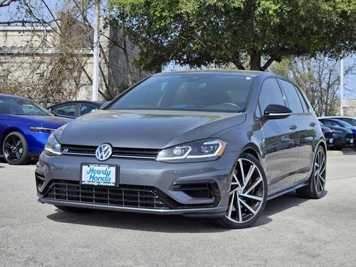 2019 Volkswagen Golf R 2.0T w/DCC & Navigation